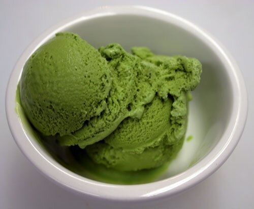 Green tea ice cream